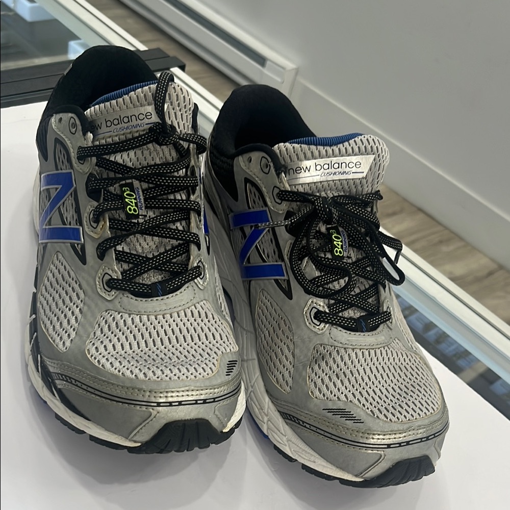 New Balance Gray and Blue Athletic Shoes with Breathable Mesh